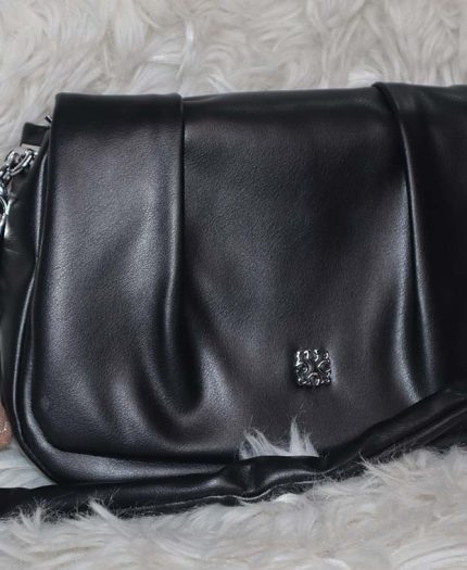 Elegant Black Pleated Flap Handbag